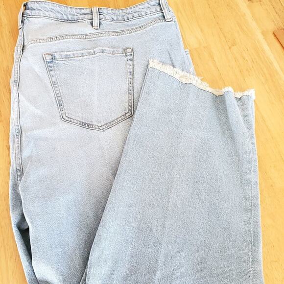 TORRID Classic Denim Jeans High Rise Ankle - Light wash - Plus sz 26T- NWT - Picture 10 of 11